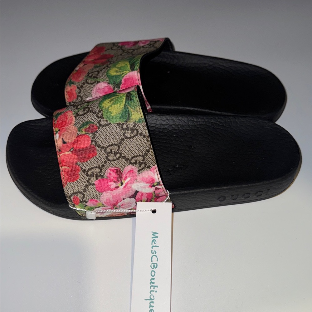 Gucci Slides - Picture 4 of 10